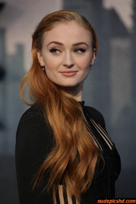 sophie turner naked|Sophie Turner Nude Leaked (72 Photos)